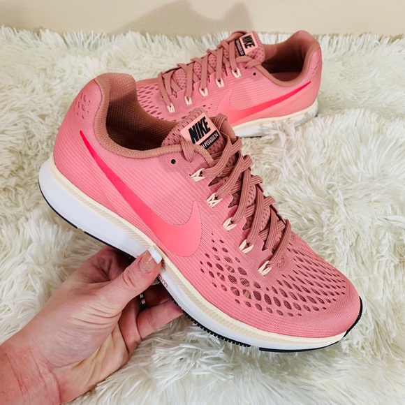 Nike Shoes - Nike Air Zoom Pegasus Sneakers